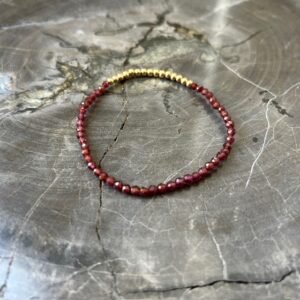 armband amare granaat - handgemaakt by MParle